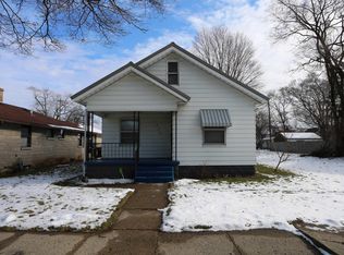 1050 College St, South Bend, IN 46628