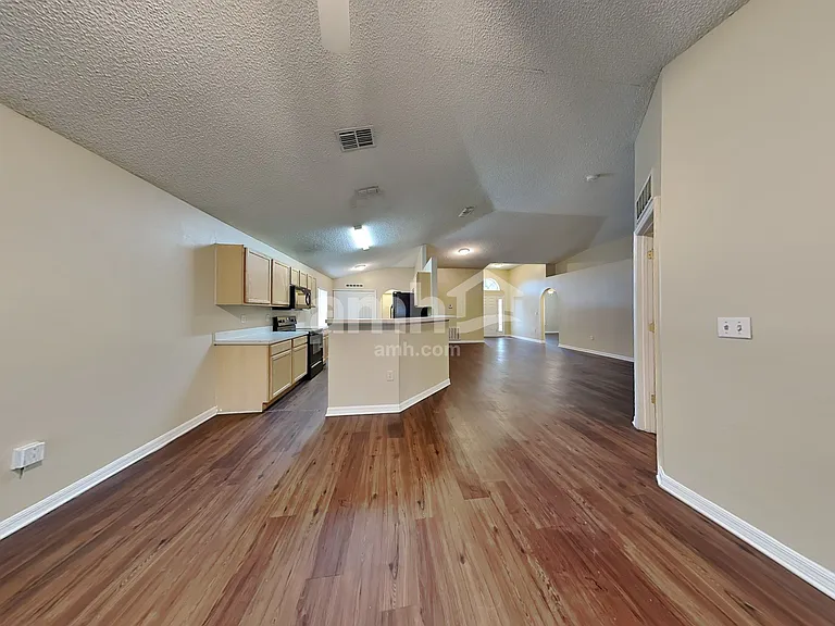 7187 Rutland Ct — Photo 8