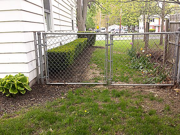 5th image of 714 Wyandot St