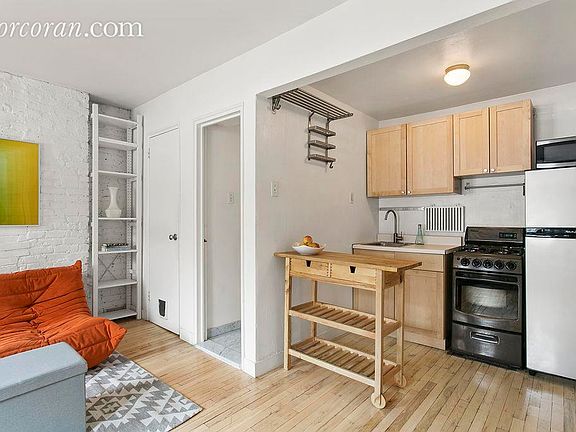 2nd image of 307 W 20th St APT 8F