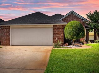 114 Willow Lake Blvd, Bossier City, LA 71111