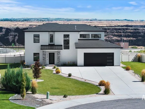 2230 Stricker Pl, Twin Falls, ID 83301