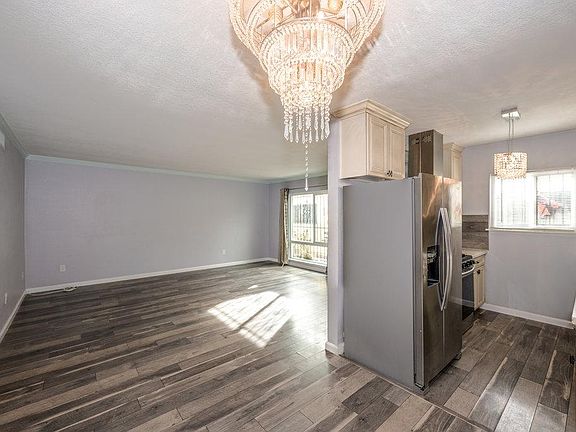2nd image of 7923 Agnes Ave Unit 20