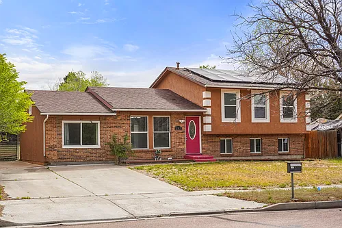 2915 Monica Dr W Photo 1