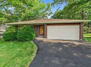 8715 Alden Rd, Wonder Lake, IL 60097