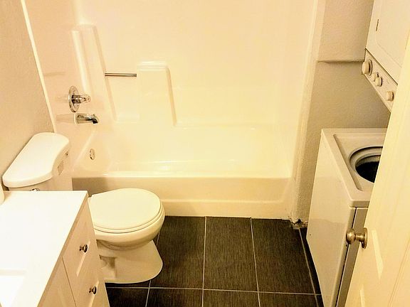 4th image of 465 W Ivyglen St APT 235