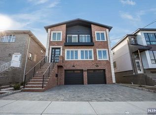 412 Lawton Ave, Cliffside Park, NJ 07010