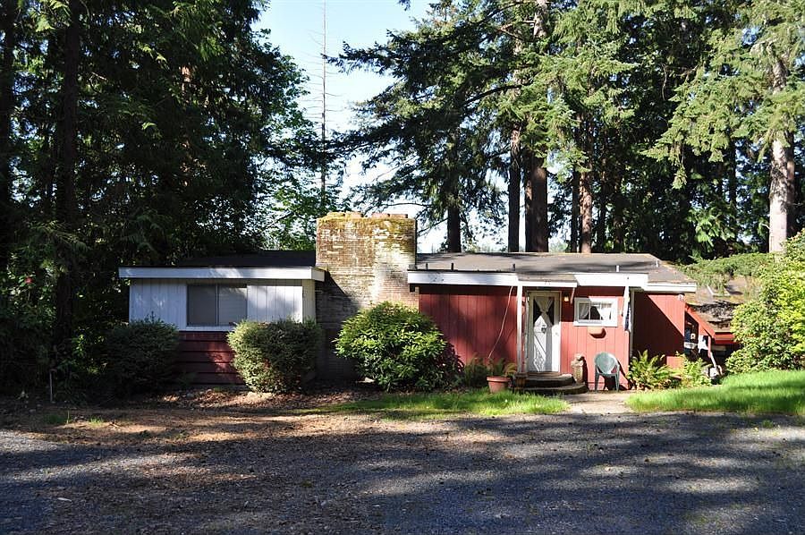 1st image of 12416 Clear Lake North Rd E