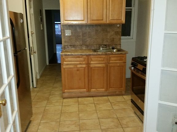3rd image of 1567 York Ave APT 3B