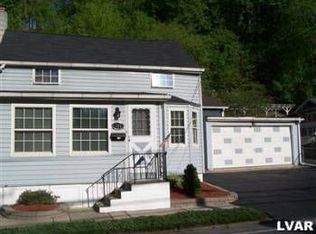 105 Main St, Glendon, PA 18042