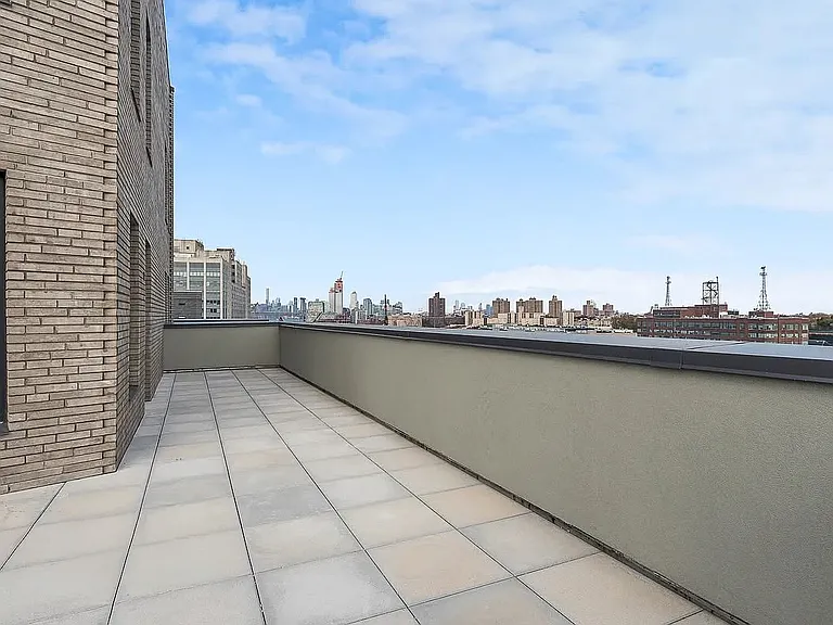 58 Vanderbilt Ave #8K — Photo 9