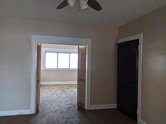 3rd image of 1686 Wyandotte Ave #4