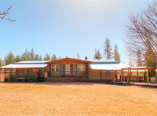 4019 E Bridges Rd, Elk, WA 99009