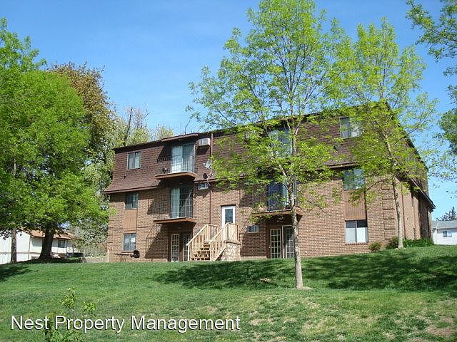 1st image of 409 6th Ave APT 3