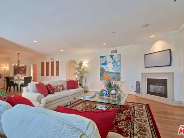 11863 Darlington Ave Unit 404, Los Angeles, CA 90049