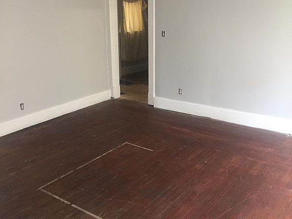 4th image of 1605 5th St