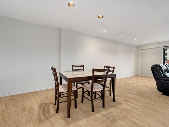 4th image of 1143 S Plymouth Ct APT 603