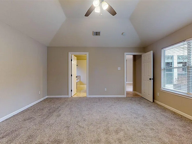 20802 Newbury Park Dr — Photo 27
