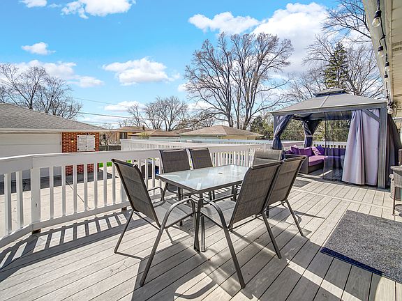 4th image of 661 W Saint Aubin Dr