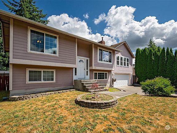 2nd image of 525 210th Street SW