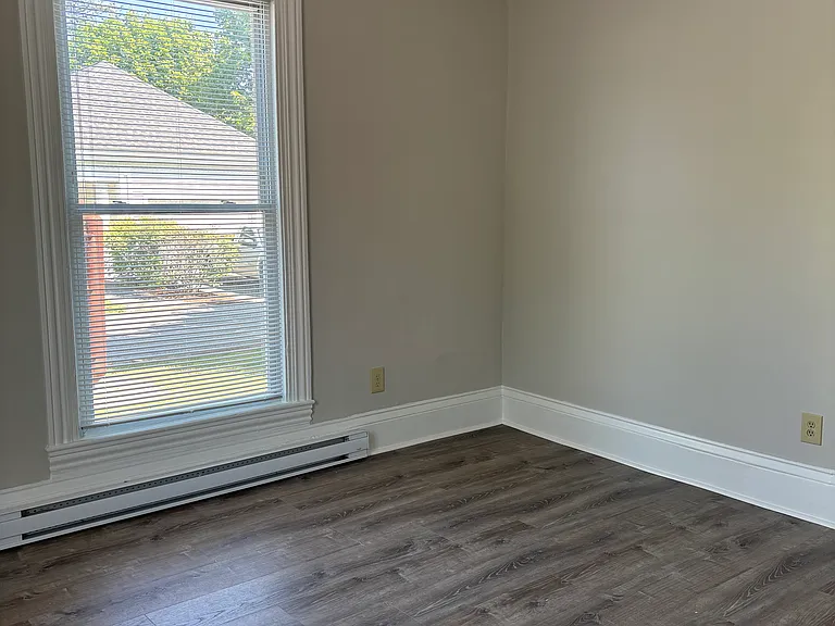 12 Grace St — Photo 6