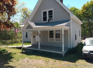 25 Elm St, Milo, ME 04463