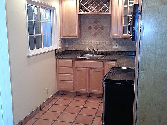 4th image of 4568 Mayapan Dr