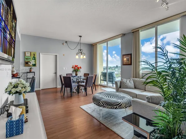 2775 NE 187th St #Penthouse 6, Aventura, FL 33180