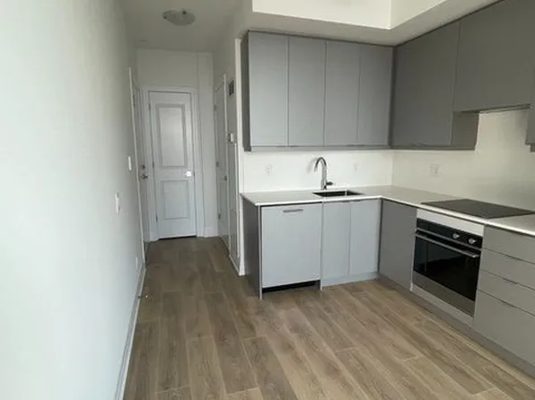 36 Elm Dr W, Mississauga, ON