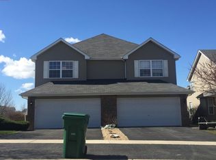 494 N Maggie Ln, Romeoville, IL 60446