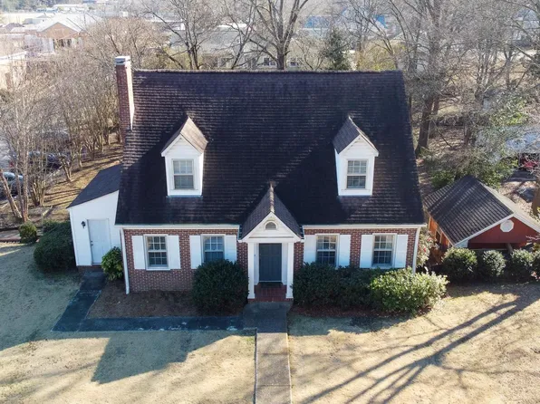 2118 3rd Ave N, Pell City, AL 35125