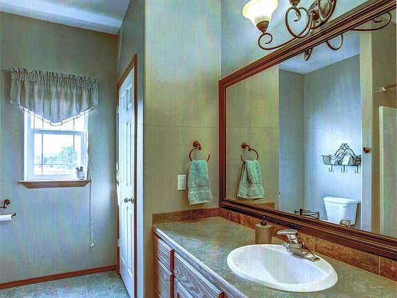 large guest bath
