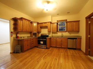 221 12th Ave #2, Newark, NJ 07107