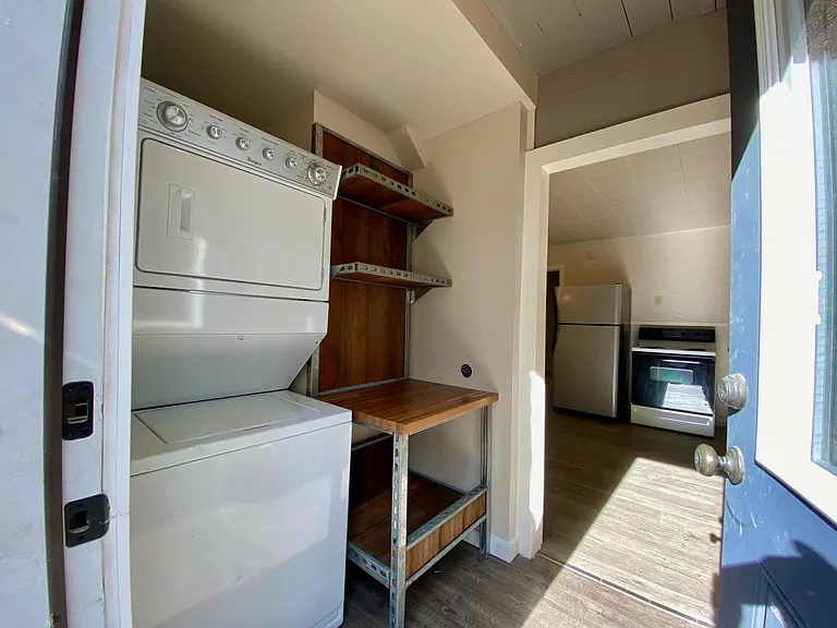 Entryway / Mudroom