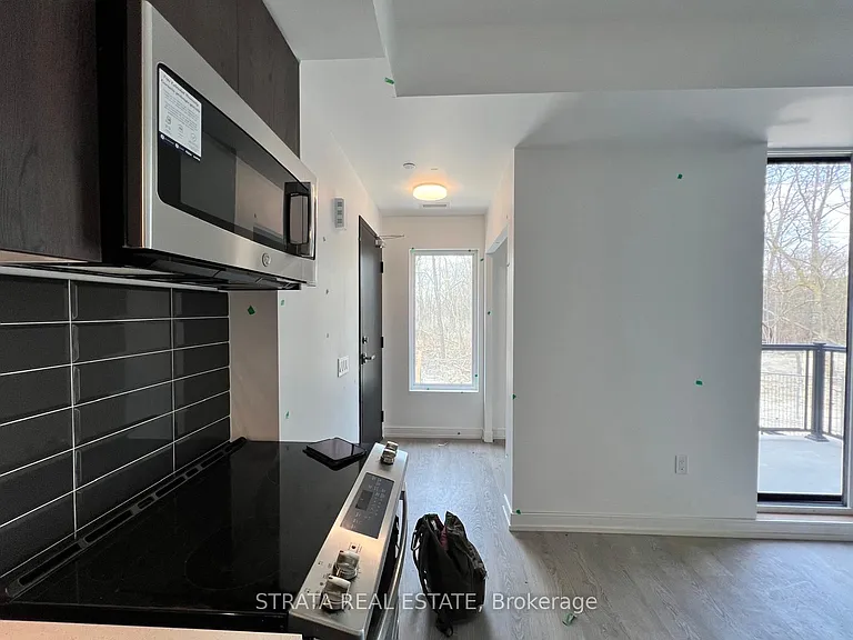172 Clonmore Dr #12 — Photo 6