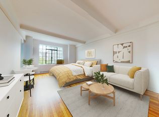 1 Christopher St APT 6F, New York, NY 10014
