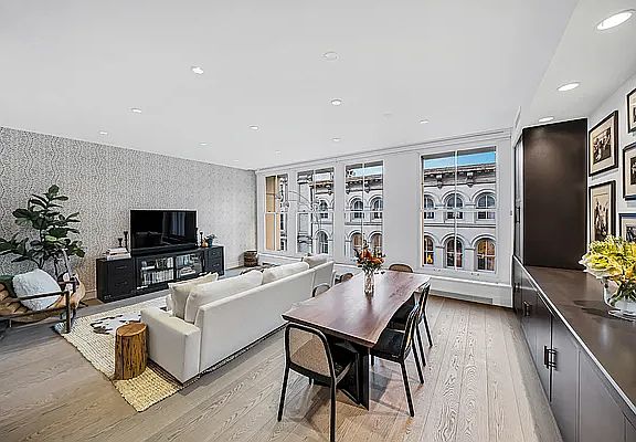 2nd image of 51 Walker St APT 7A