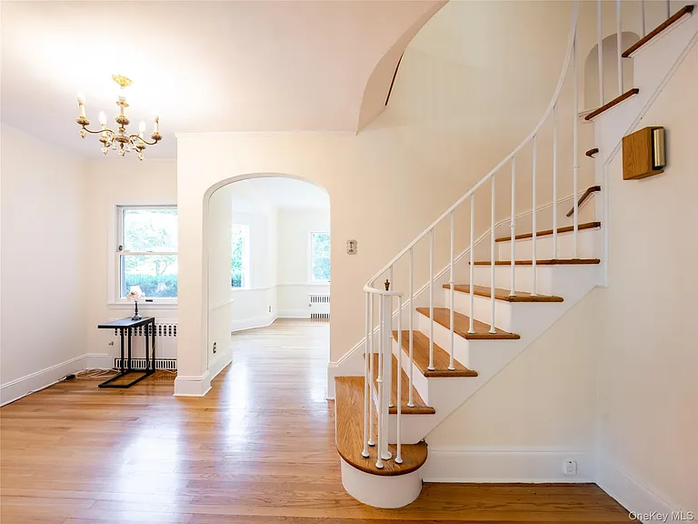 91 Pickwick Rd — Photo 8