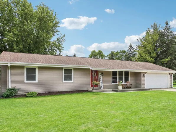 3133 Glacier DRIVE, Hubertus, WI 53033