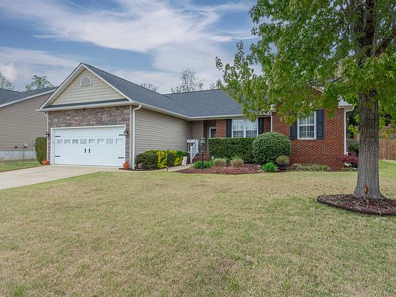 3rd image of 727 Elam Way