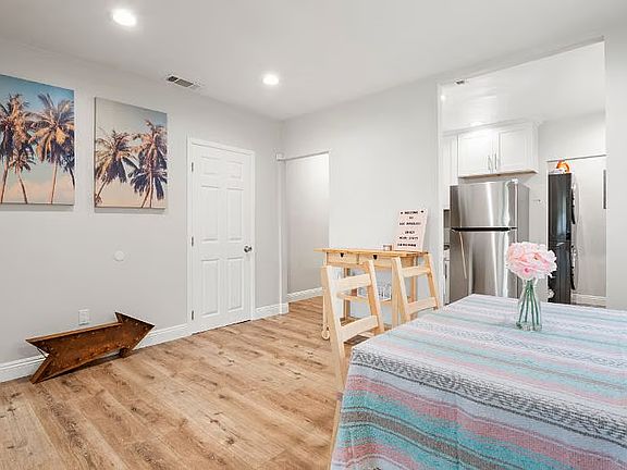 5th image of 749 N Wilton Pl #2