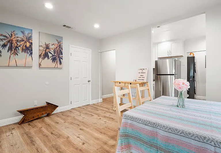 749 N Wilton Pl #2 — Photo 5