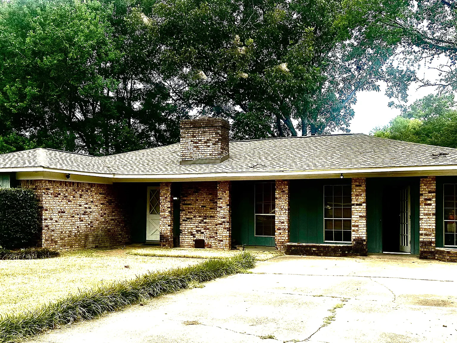 4 bed, 1811 sqft, $1,650 — Photo 1