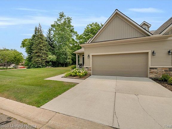 4th image of 8037 Bridgestone Blvd