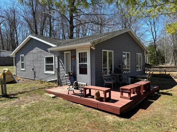 23411 Bluegill Rd, Sears, MI 49679