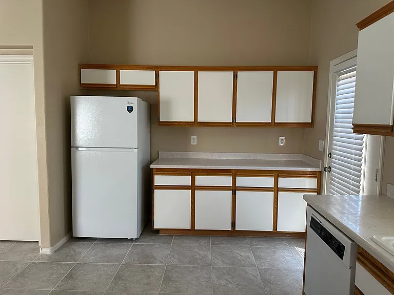 2120 Fred Brown Dr — Photo 14