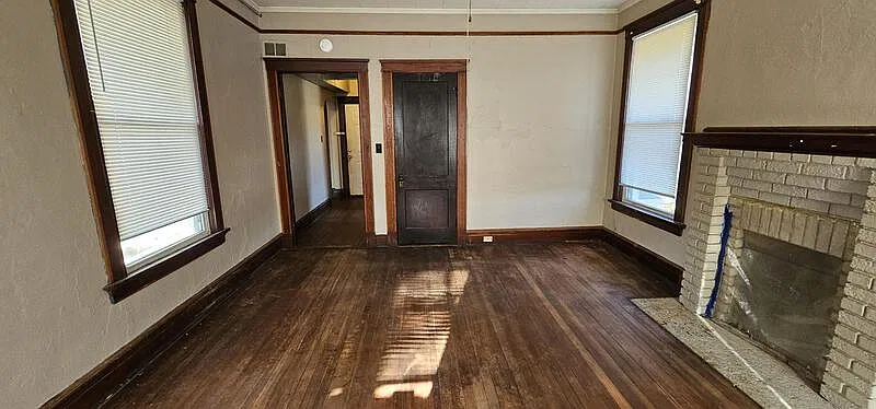 1 bed, 1.0 bath, $850 — Photo 3