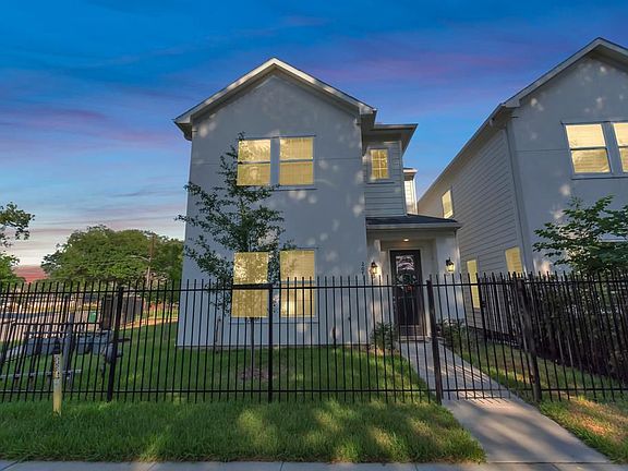 2nd image of 2071 Sherwood Forest St