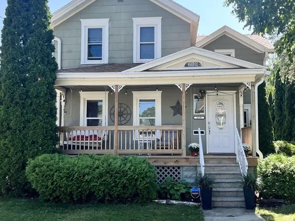 219 South Spring Street, Columbus, WI 53925