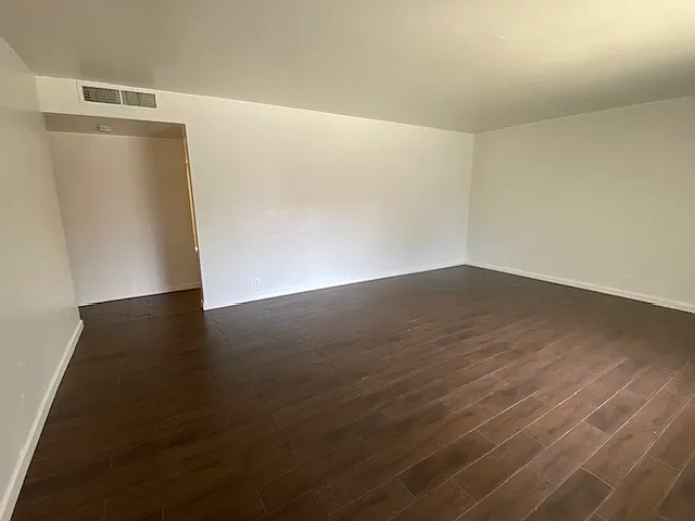 2 bed, 1235 sqft, $1,300 — Photo 4
